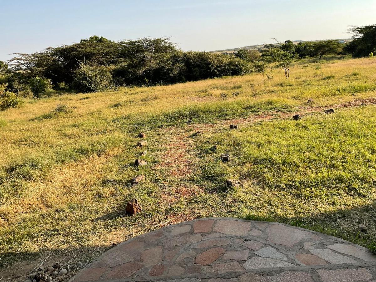 Lodge Olaloi Mara Camp *