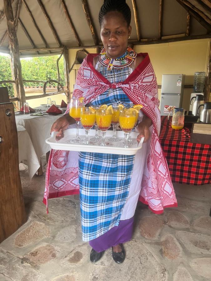 Lodge Olaloi Mara Camp *