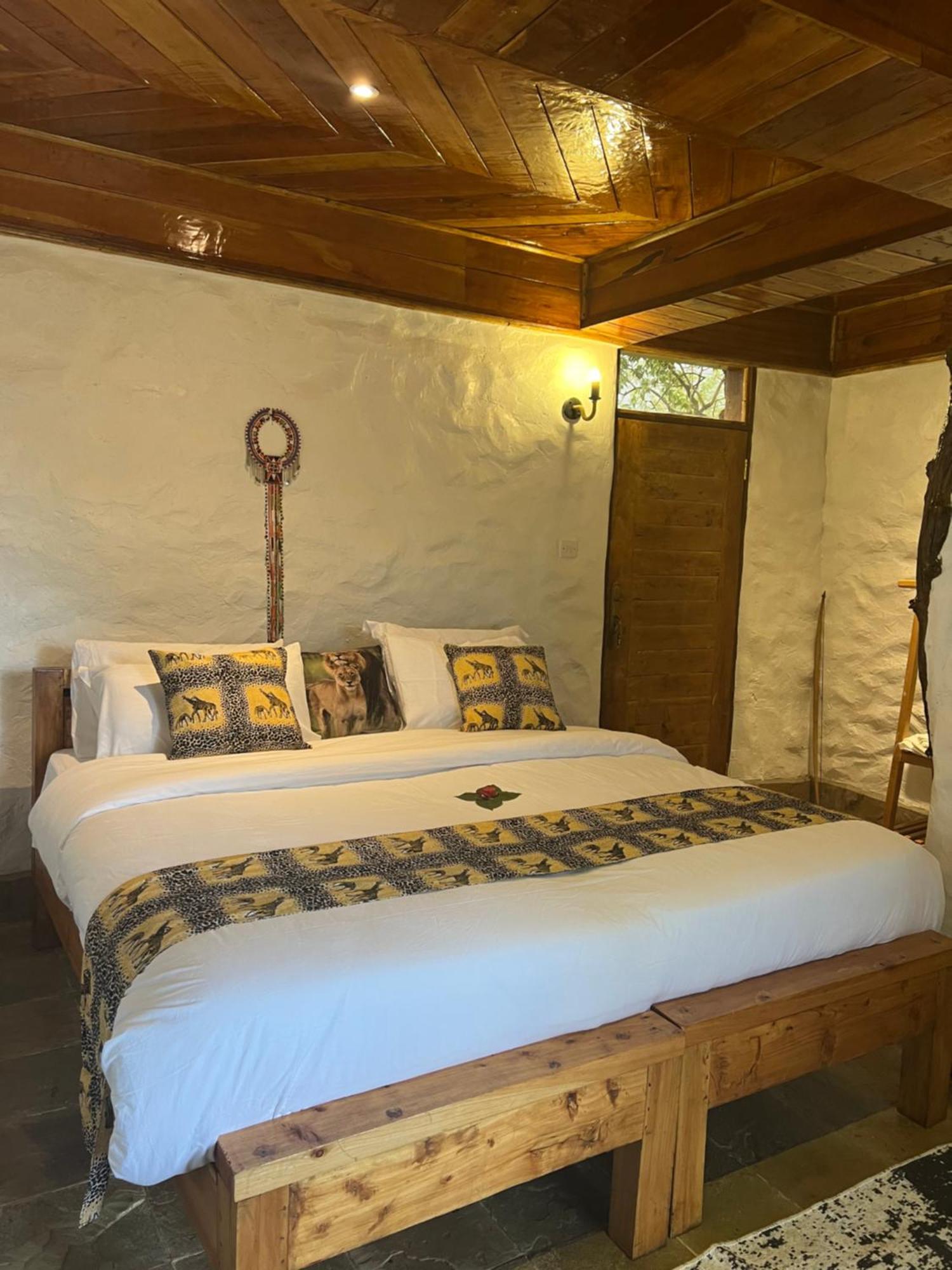 Lodge Olaloi Mara Camp *