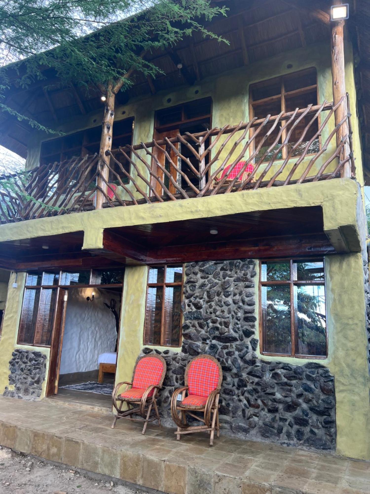 Olaloi Mara Camp Lodge *