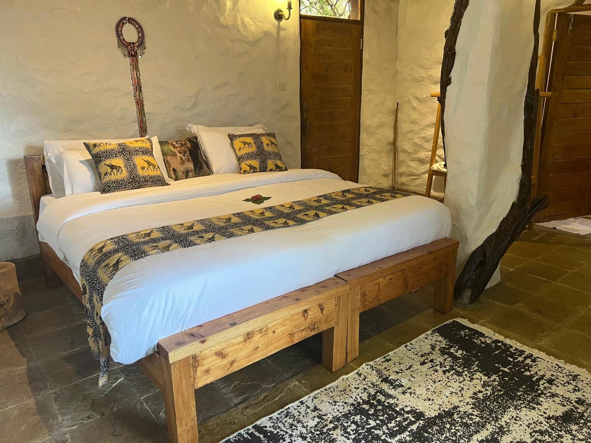 Olaloi Mara Camp